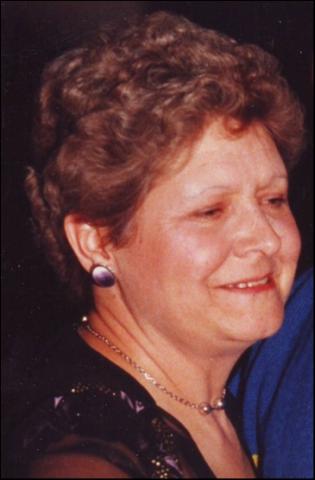 Cécile Larocque, Née Maheux